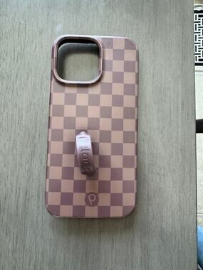 iPhone 16 Pro Max Loopy case